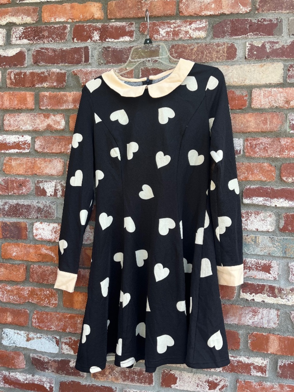 Pilgrim dress with hearts